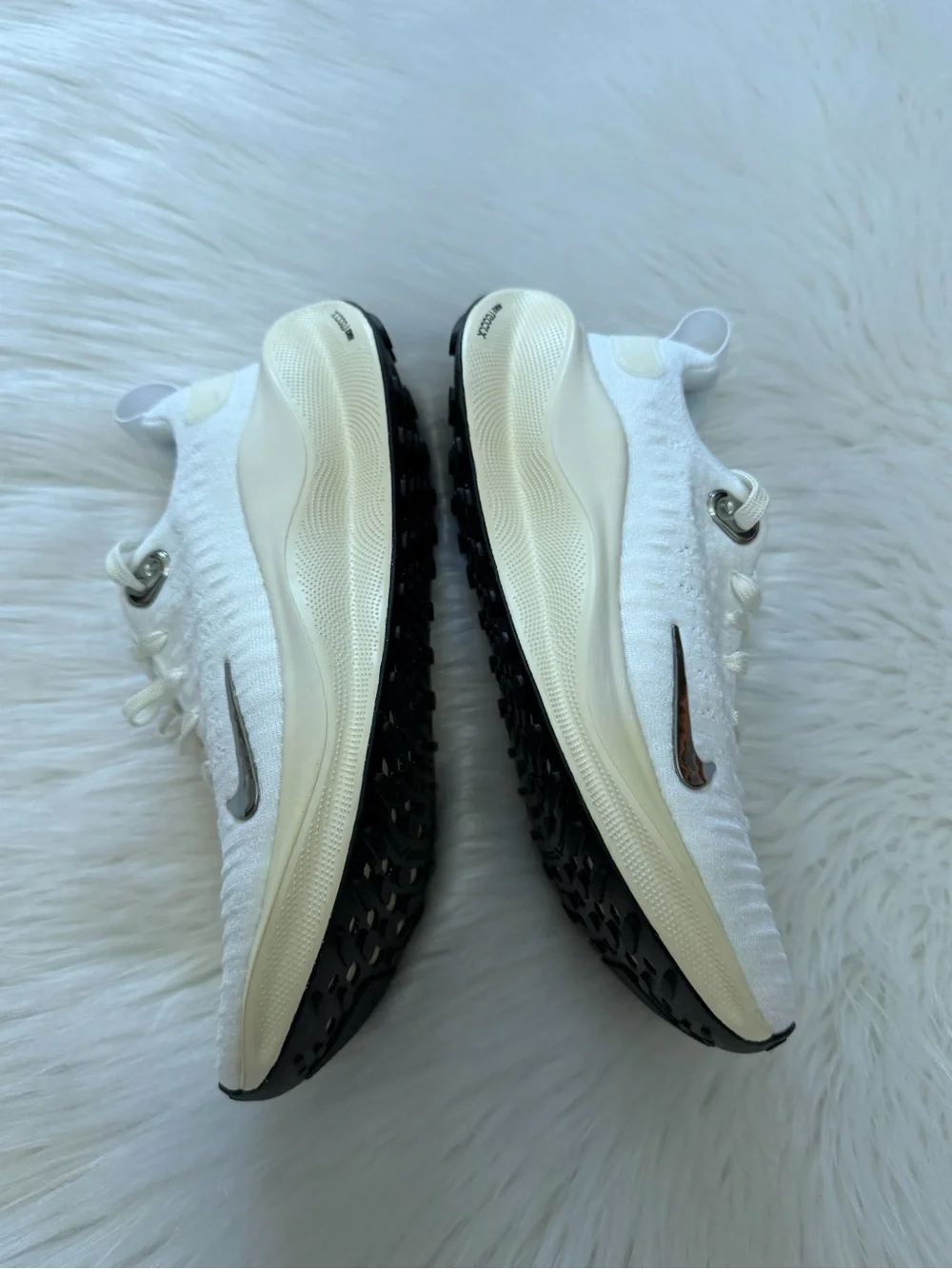 Nike Reactx Infinity Run 4 White/Chrome/Sail/Coconut Milk Knit Sneakers 7.5